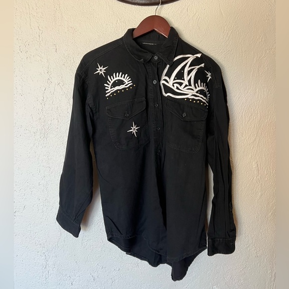 Black Embroidered Boat Buttondown - Picture 1 of 8